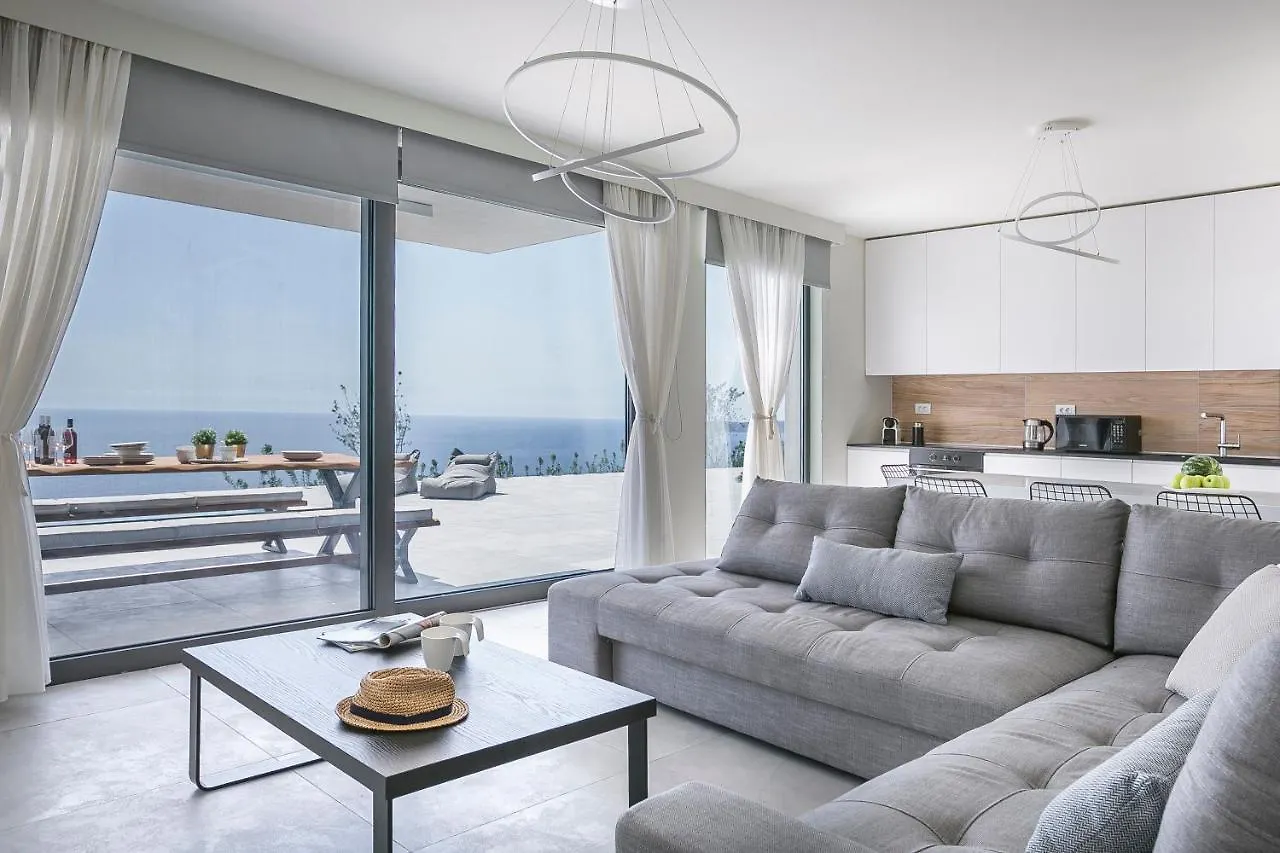 Oikos Boutique Residences Plateies 0*,