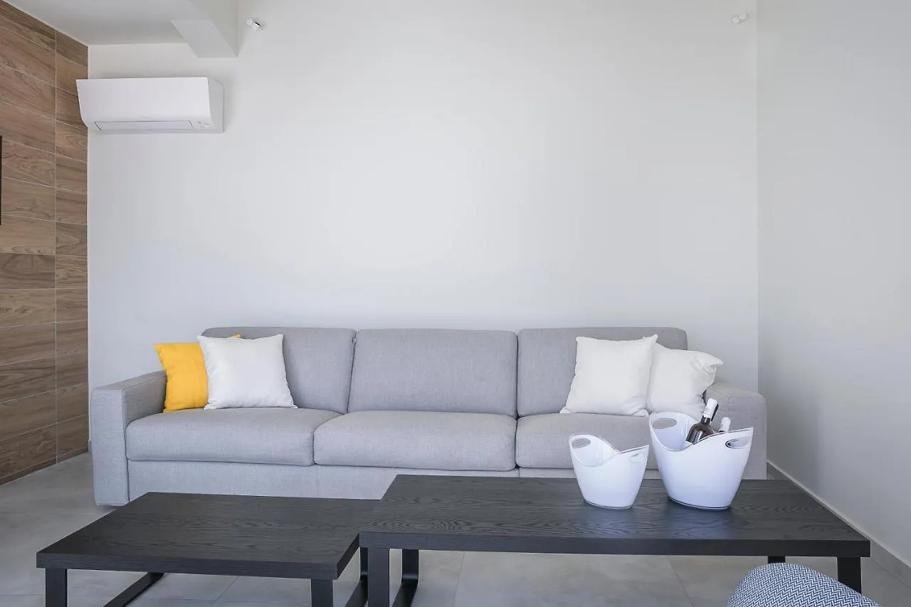 Oikos Boutique Residences Plateies 0*,